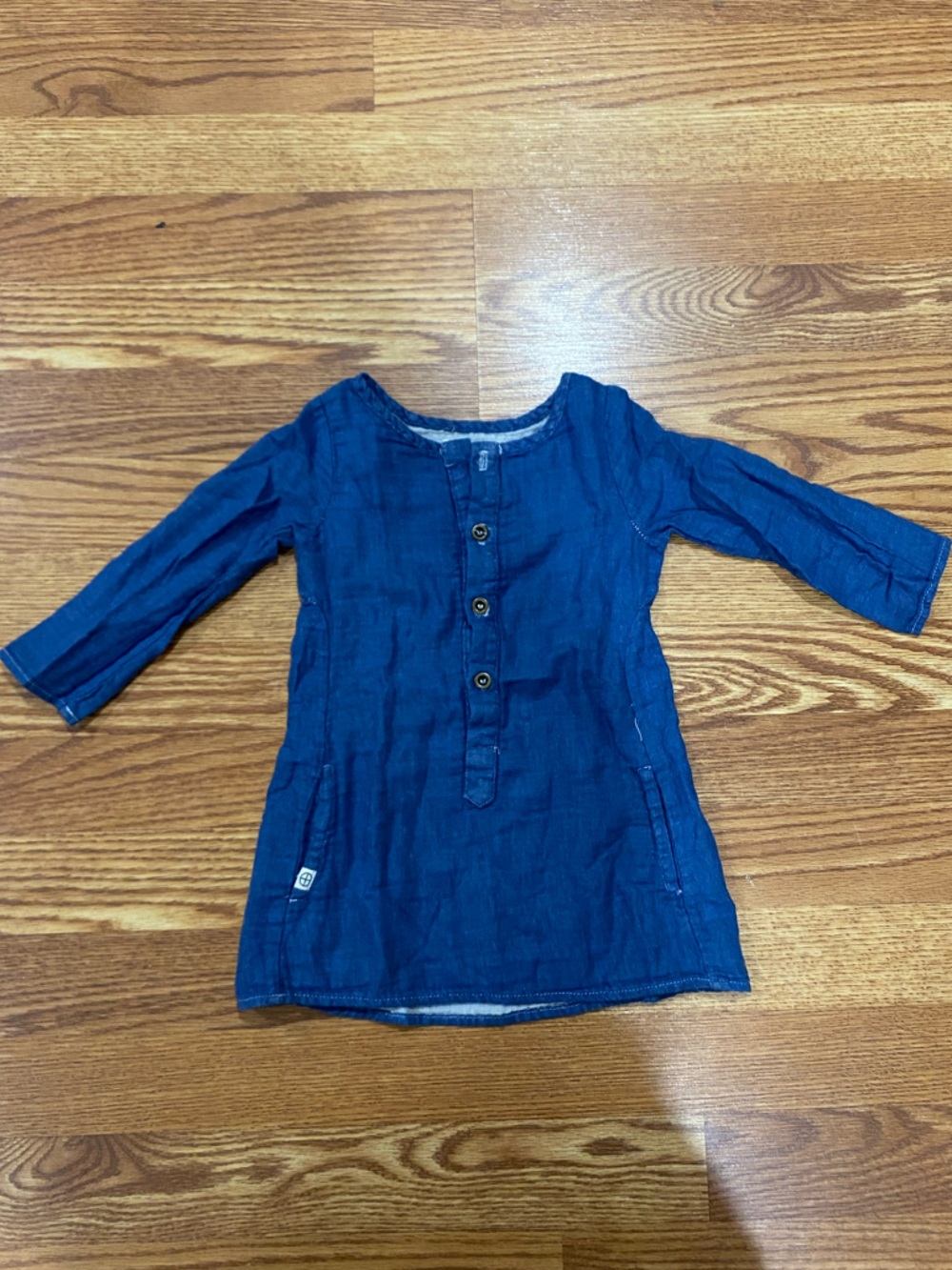 Lennon + Wolfe Navy Blue Button-Front Tunic Top